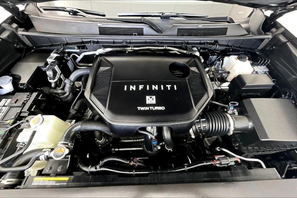 used 2025 INFINITI QX80 car, priced at $69,000
