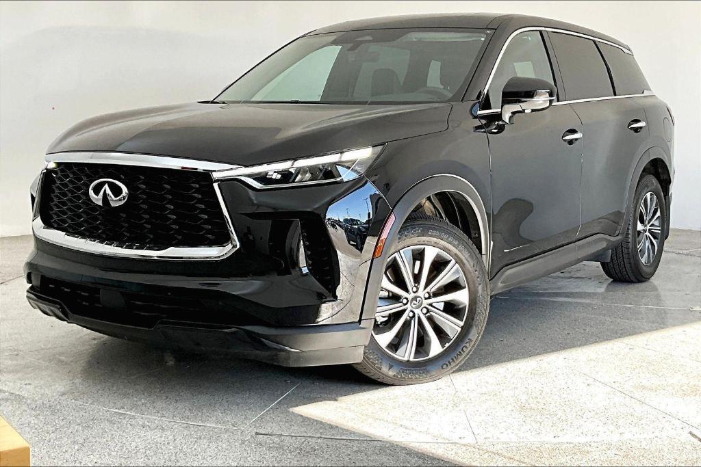 used 2025 INFINITI QX60 car, priced at $39,000