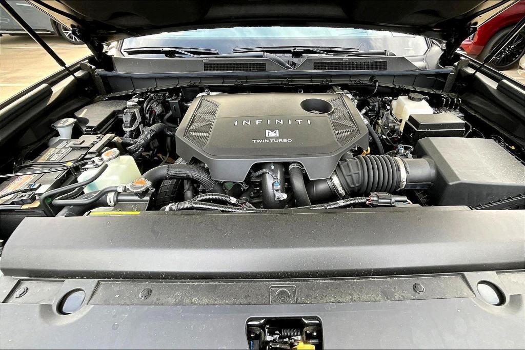 new 2025 INFINITI QX80 car, priced at $106,590