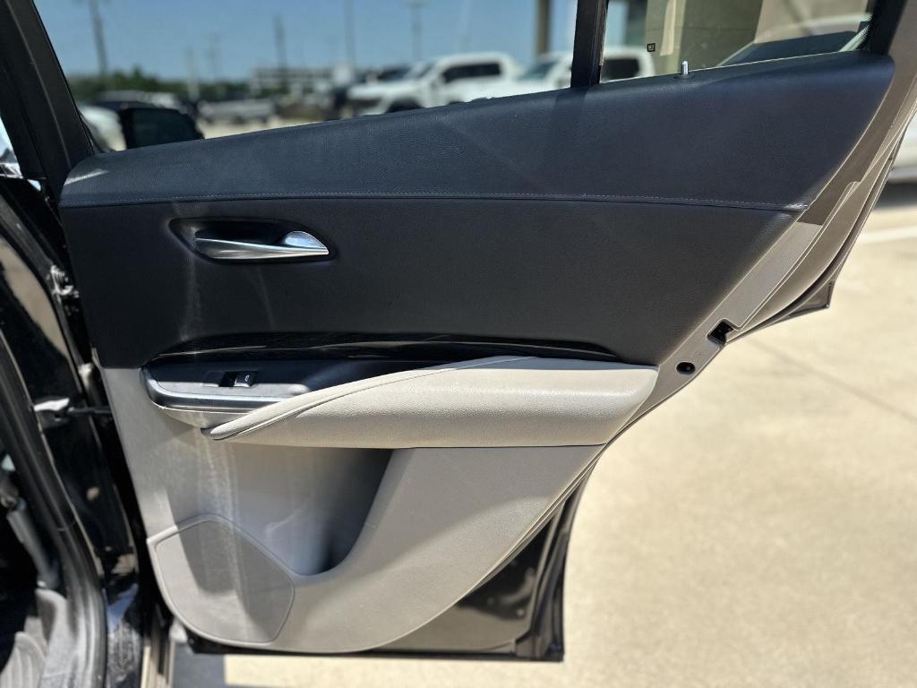 used 2020 Cadillac XT4 car, priced at $22,500