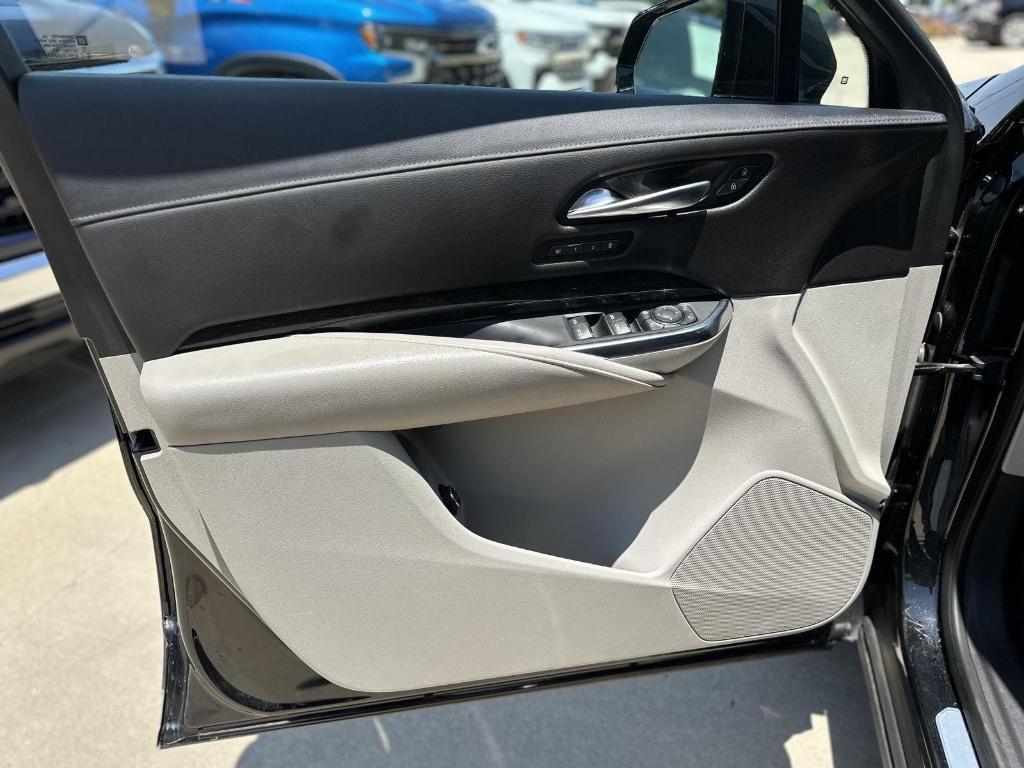 used 2020 Cadillac XT4 car, priced at $22,500