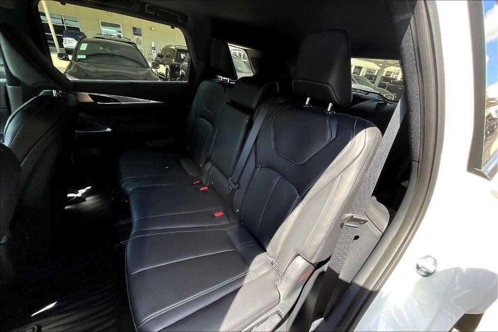 new 2025 INFINITI QX60 car, priced at $60,980