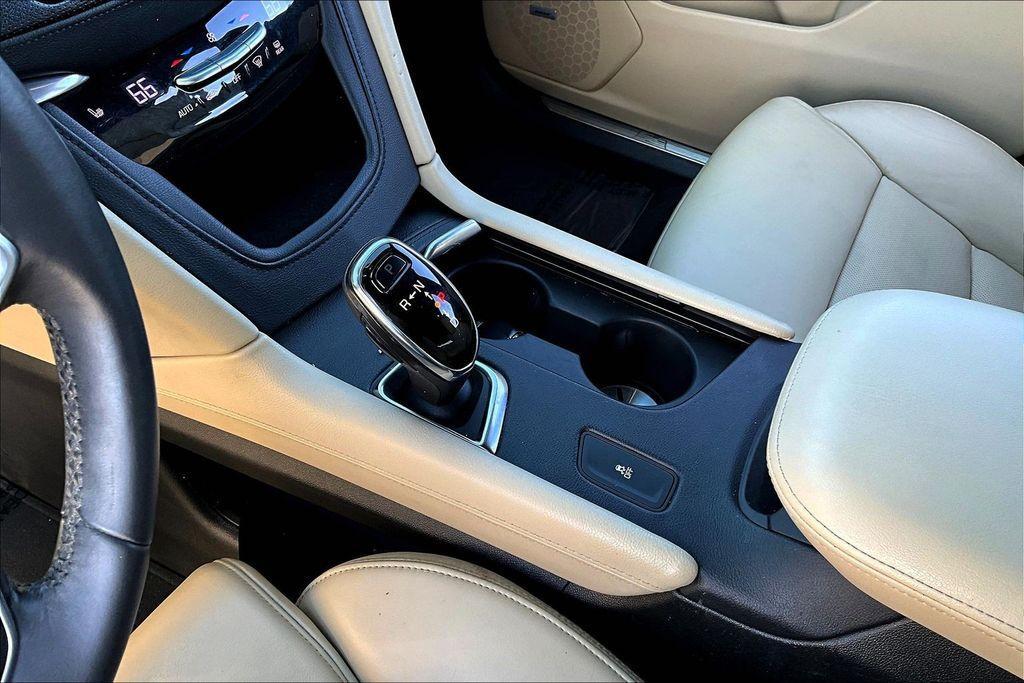 used 2017 Cadillac XT5 car, priced at $16,999