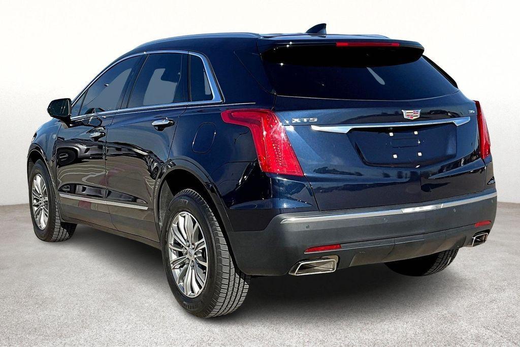 used 2017 Cadillac XT5 car, priced at $16,999