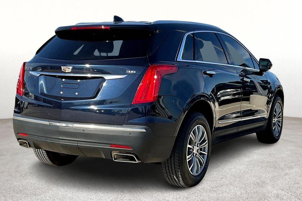 used 2017 Cadillac XT5 car, priced at $16,999