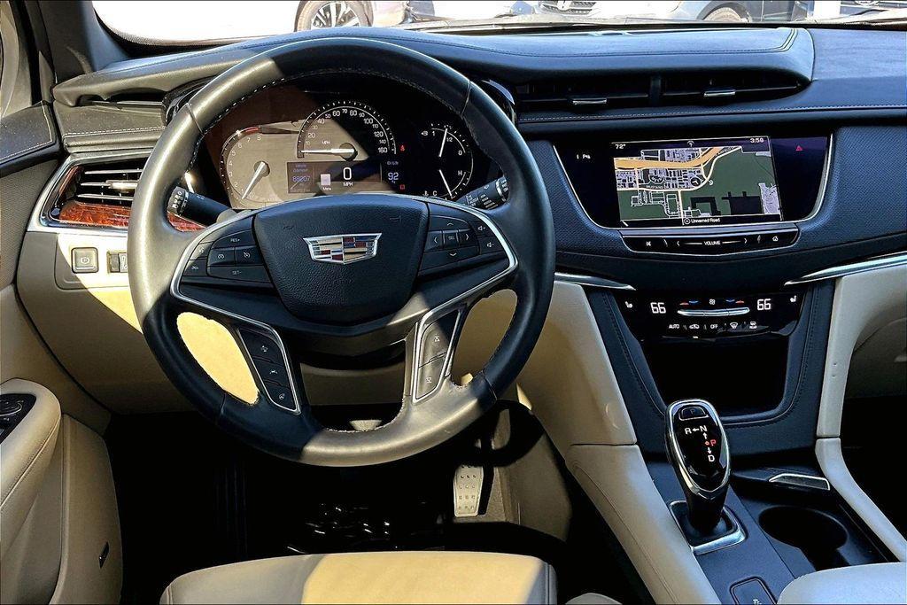 used 2017 Cadillac XT5 car, priced at $16,999