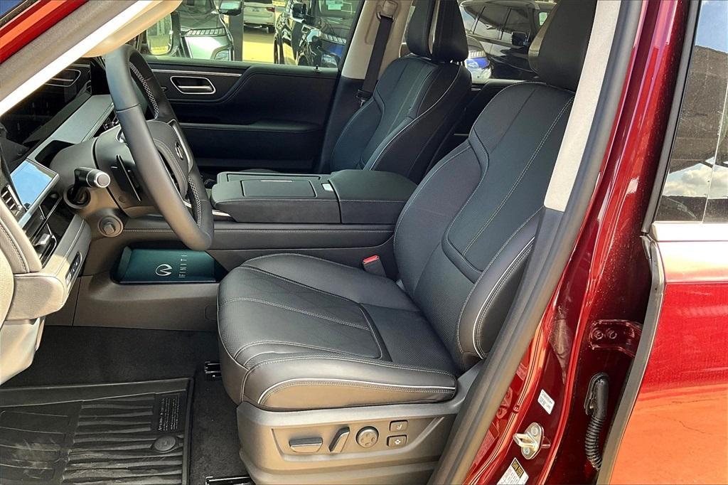 new 2025 INFINITI QX80 car, priced at $104,080