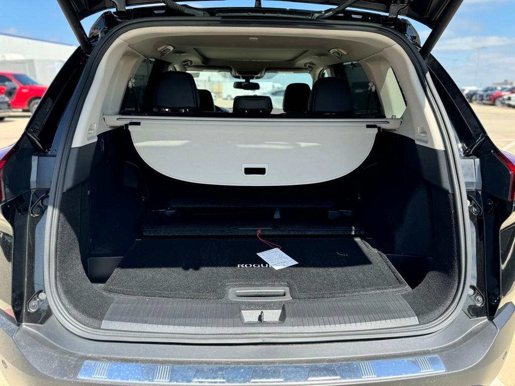 used 2023 Nissan Rogue car, priced at $28,500
