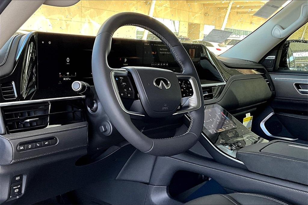 new 2025 INFINITI QX80 car, priced at $91,400