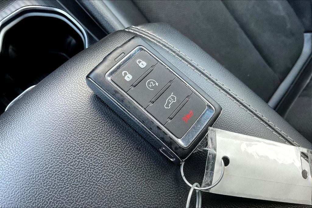 used 2024 Jeep Grand Cherokee L car, priced at $30,500