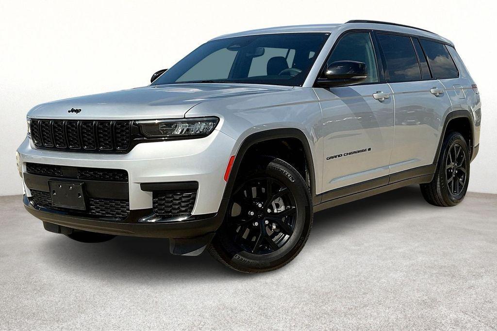 used 2024 Jeep Grand Cherokee L car, priced at $30,987