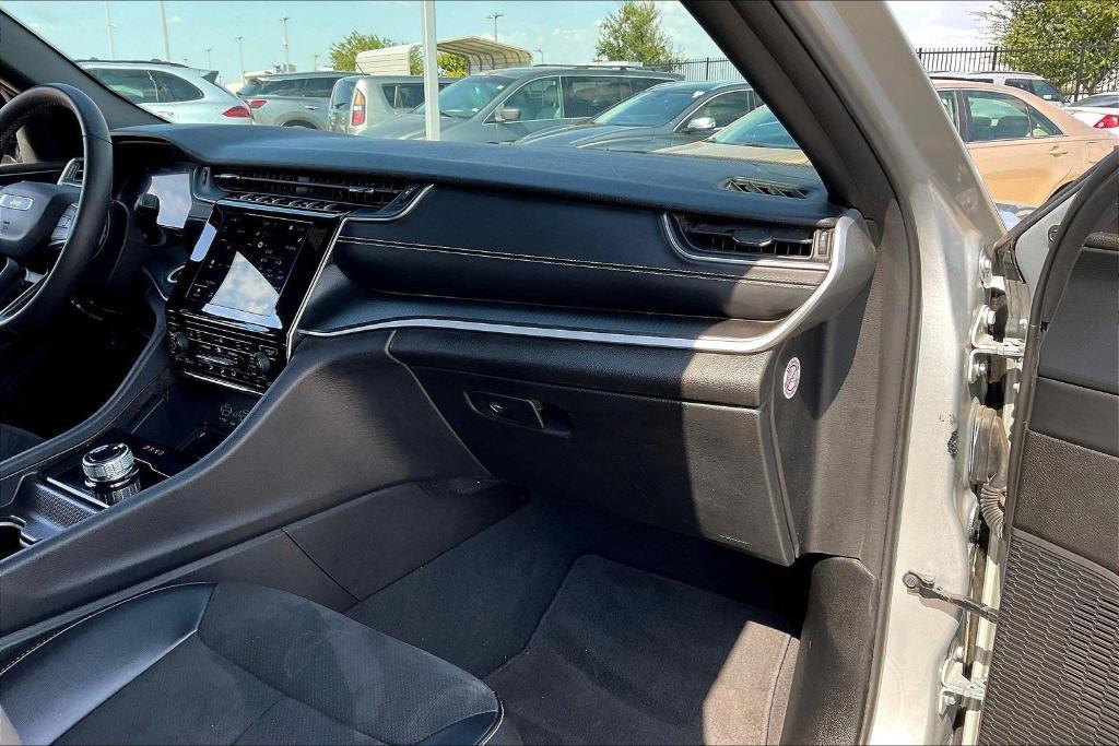 used 2024 Jeep Grand Cherokee L car, priced at $30,500