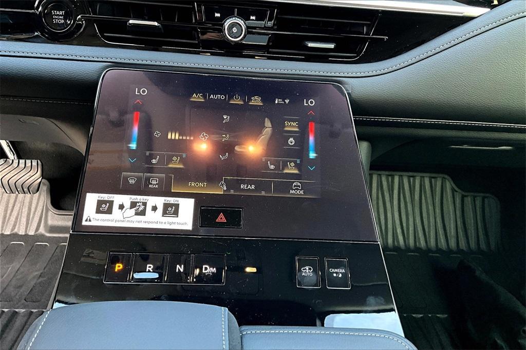 new 2025 INFINITI QX80 car, priced at $102,640