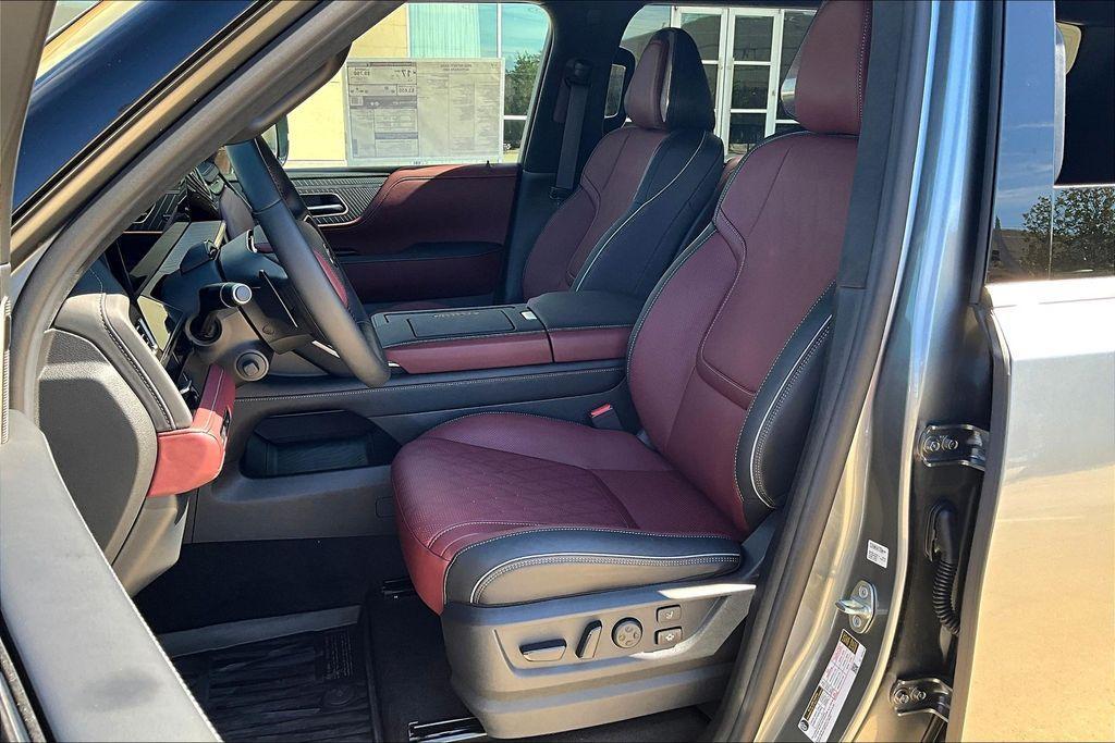 new 2026 INFINITI QX80 car, priced at $116,655