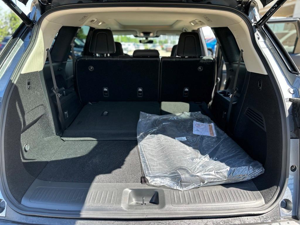 used 2025 INFINITI QX60 car, priced at $47,890