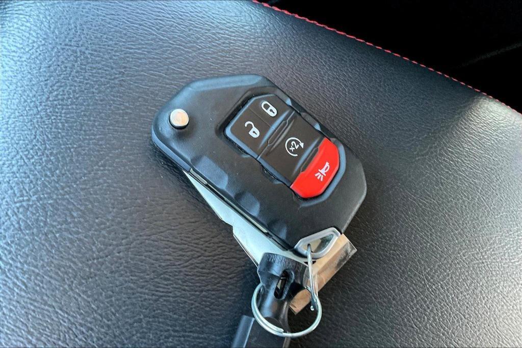 used 2020 Jeep Gladiator car, priced at $43,000