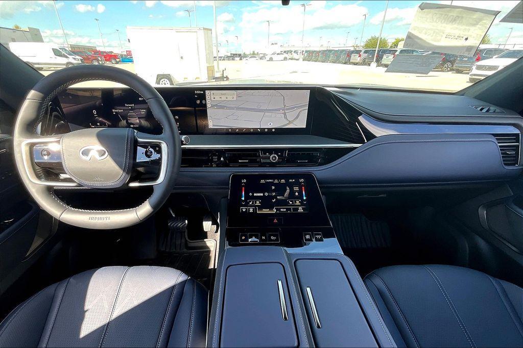 new 2026 INFINITI QX80 car, priced at $106,320
