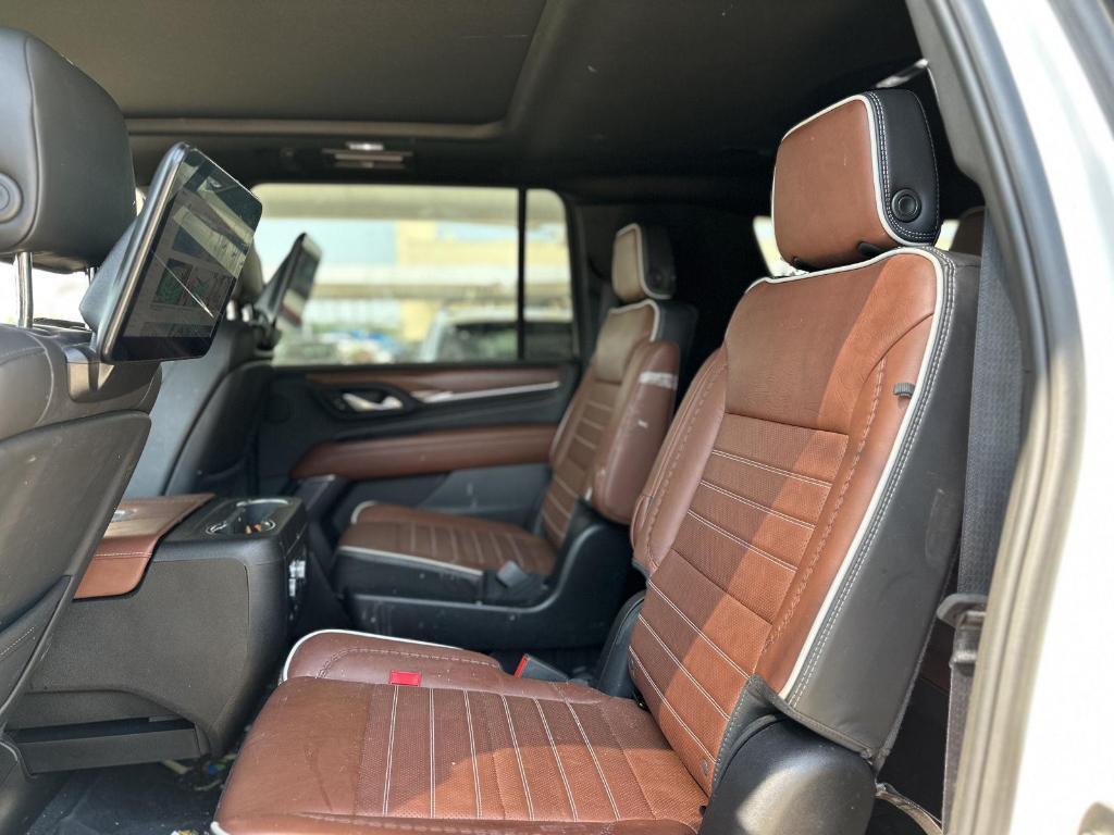 used 2024 GMC Yukon XL car, priced at $88,000