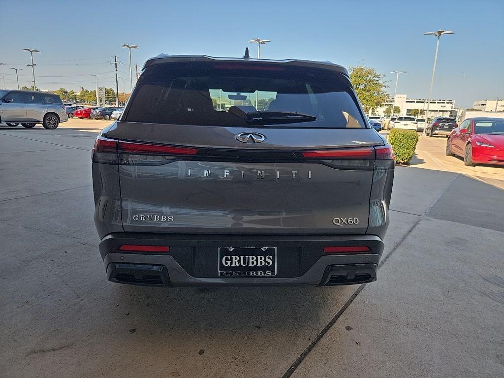 used 2025 INFINITI QX60 car, priced at $41,800