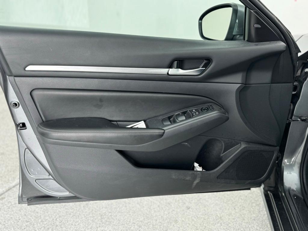 used 2022 Nissan Altima car, priced at $21,000