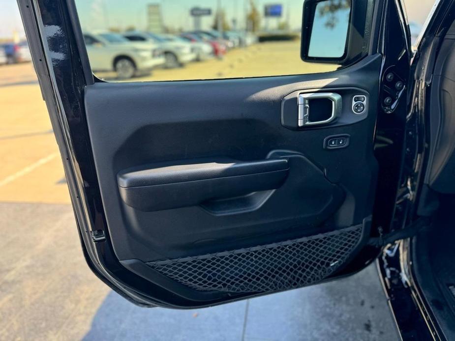 used 2018 Jeep Wrangler Unlimited car, priced at $26,000