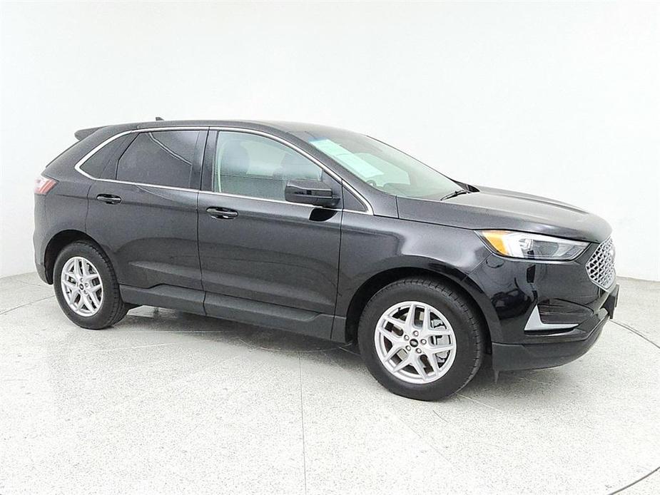 used 2024 Ford Edge car, priced at $29,000