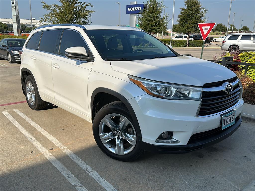 used 2016 Toyota Highlander car, priced at $15,500