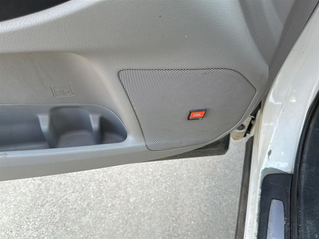 used 2016 Toyota Highlander car, priced at $16,989