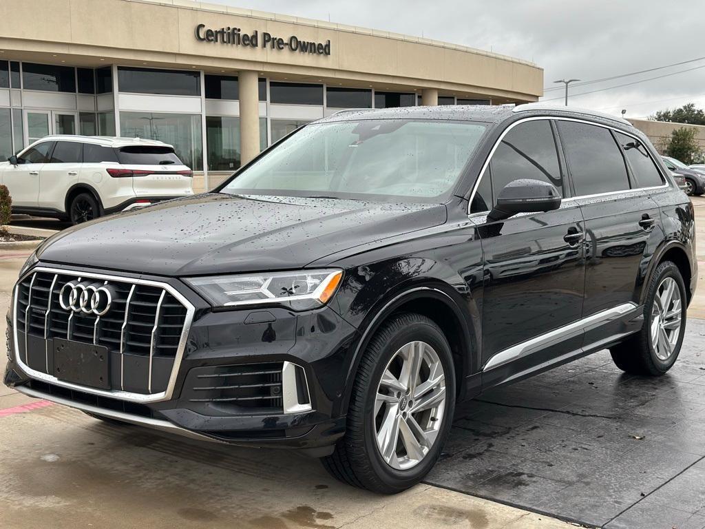 used 2020 Audi Q7 car, priced at $30,500