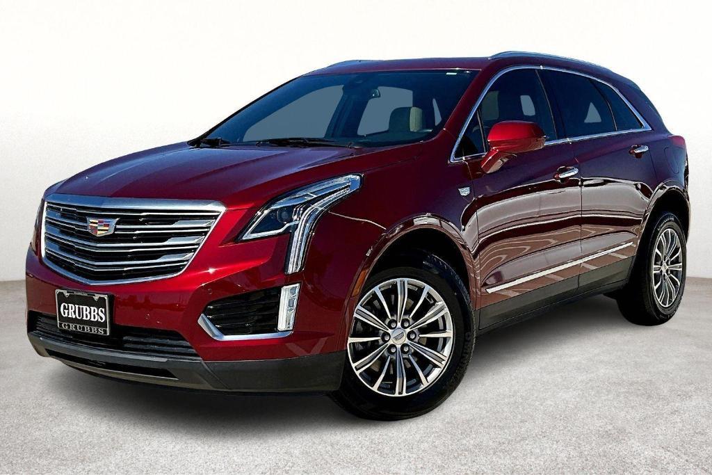 used 2017 Cadillac XT5 car, priced at $18,000