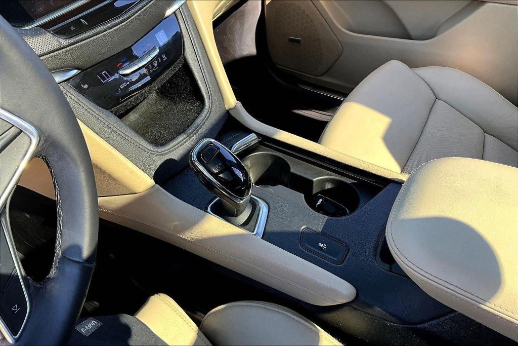 used 2017 Cadillac XT5 car, priced at $18,000
