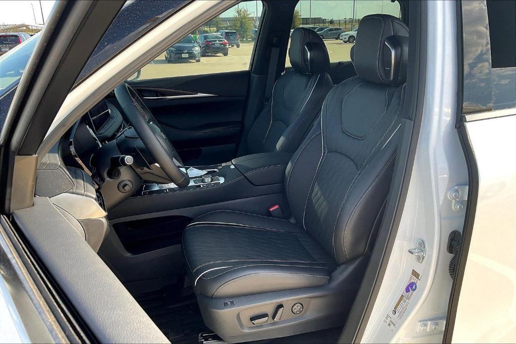 new 2026 INFINITI QX60 car, priced at $71,195