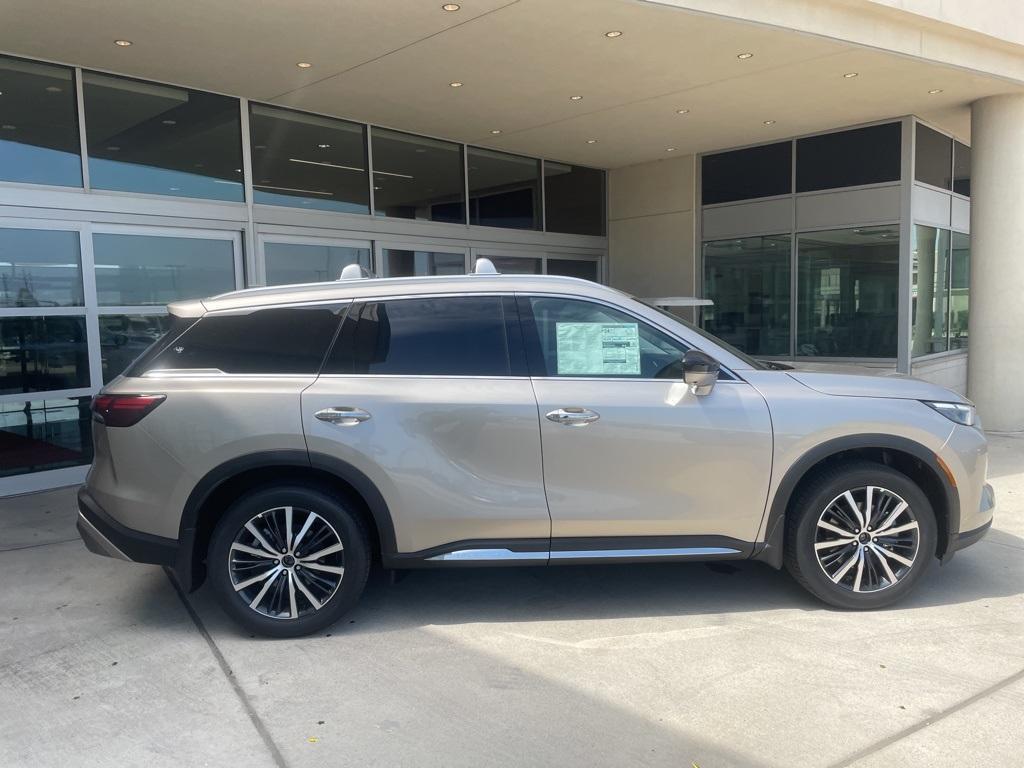 new 2025 INFINITI QX60 car, priced at $61,000