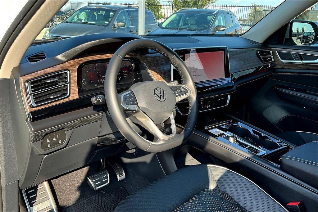 used 2024 Volkswagen Atlas car, priced at $37,929