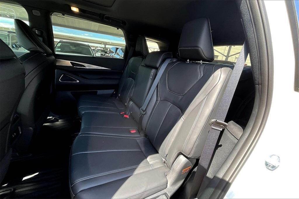 new 2025 INFINITI QX60 car, priced at $61,510
