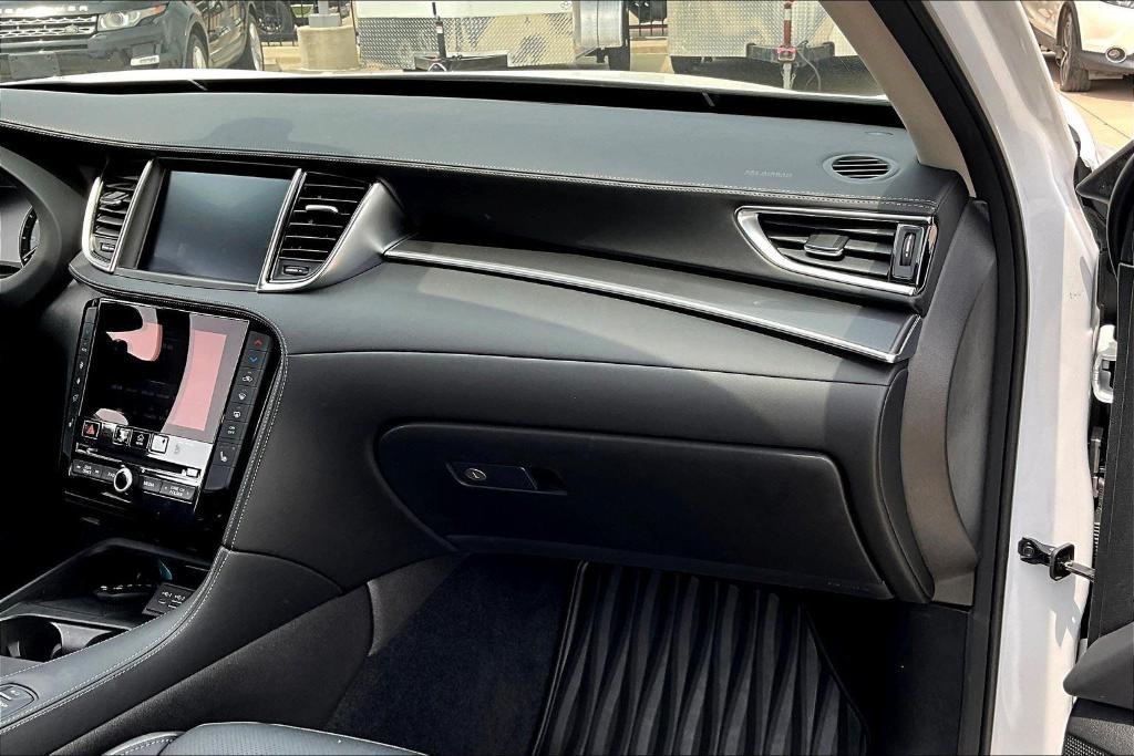 used 2025 INFINITI QX50 car