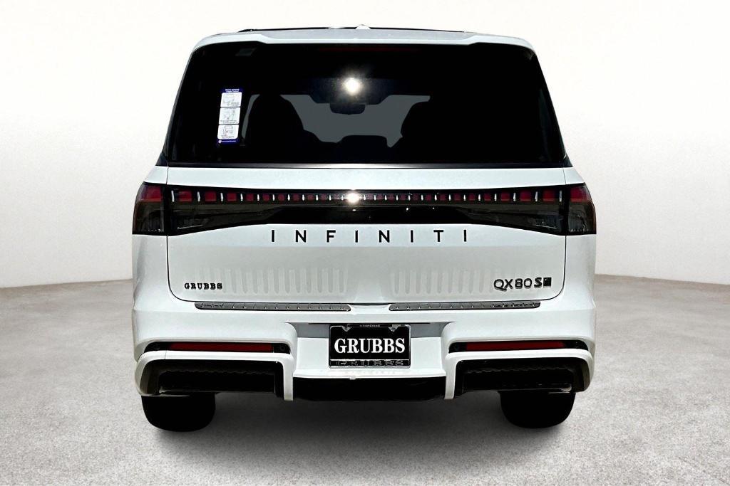 new 2026 INFINITI QX80 car, priced at $106,525