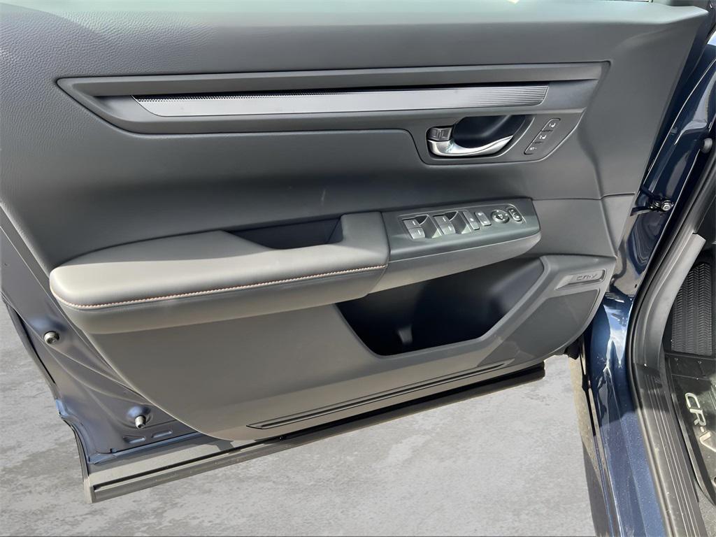 new 2026 Honda CR-V Hybrid car, priced at $40,120