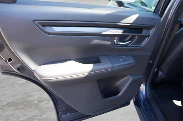 new 2025 Honda CR-V Hybrid car, priced at $39,045