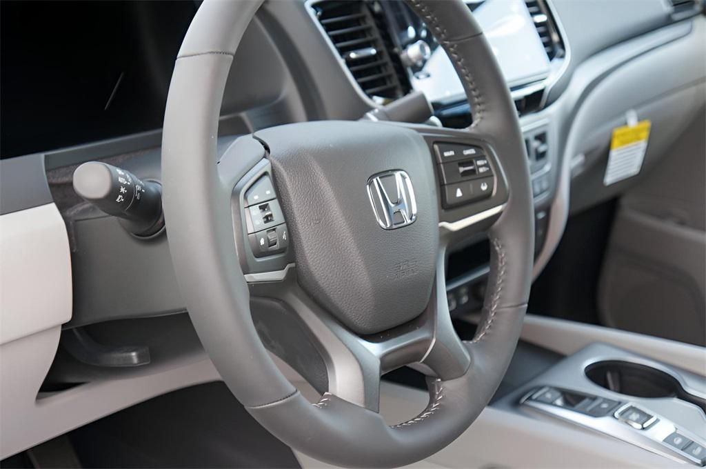 new 2025 Honda Ridgeline car, priced at $44,885