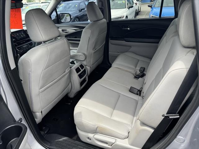 used 2021 Honda Pilot car, priced at $30,990