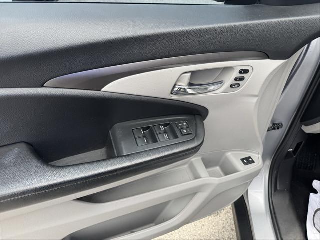 used 2021 Honda Pilot car, priced at $30,990