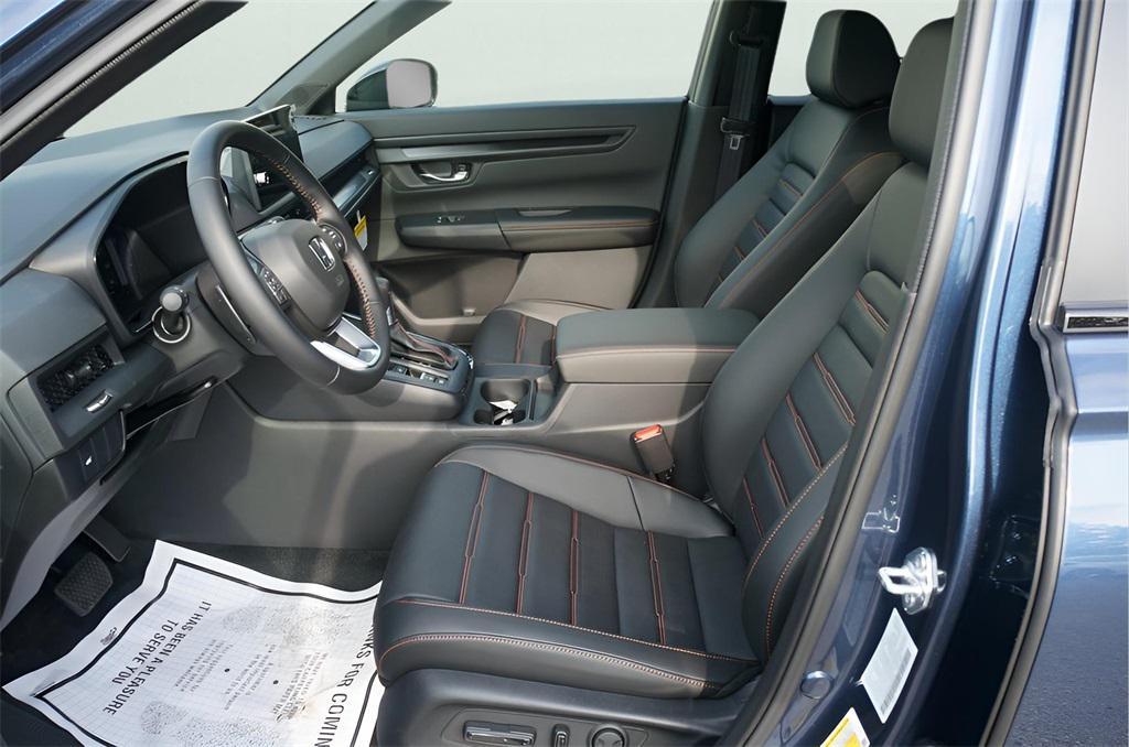 new 2026 Honda CR-V Hybrid car, priced at $40,175