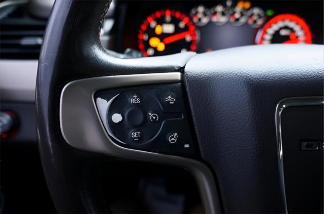 used 2015 GMC Yukon car, priced at $25,913