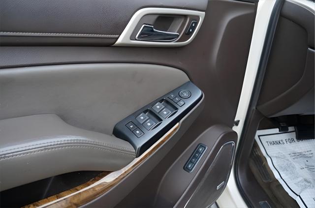 used 2015 GMC Yukon car, priced at $25,913