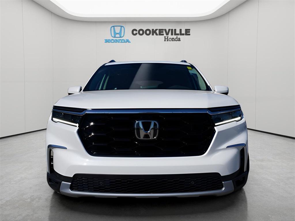 new 2025 Honda Pilot car, priced at $51,550