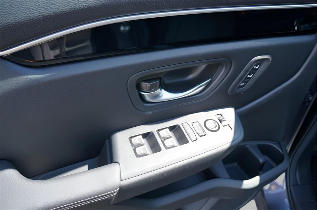 new 2025 Honda Pilot car, priced at $47,095