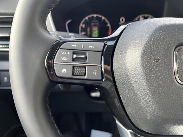 new 2025 Honda Pilot car, priced at $53,405