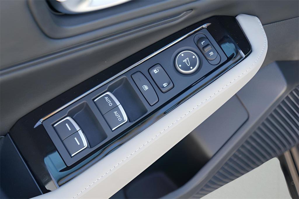 new 2025 Honda Accord Hybrid car, priced at $40,905