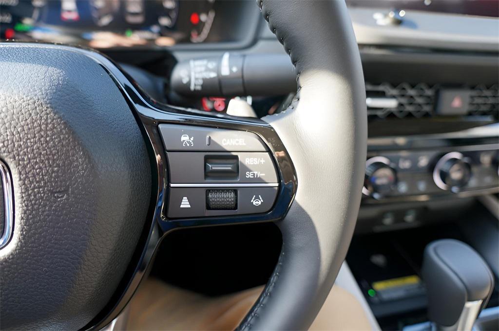 new 2025 Honda Accord Hybrid car, priced at $40,905